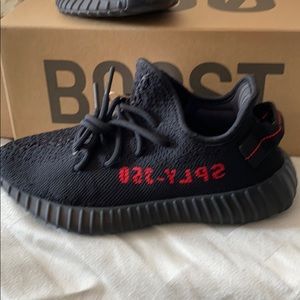 Yeezy Boost 350 V2